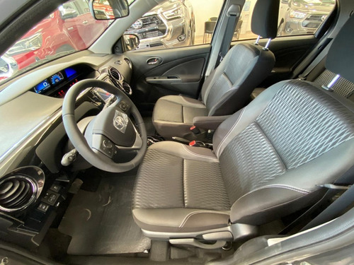 Imagen 6 de 7 de Toyota Etios 1.5 5 Ptas Xls Pack 4at (l22)