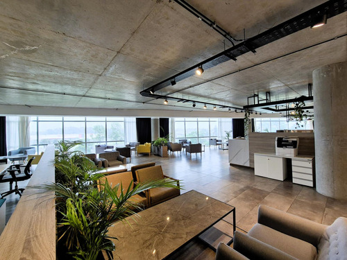 Piso De Oficina En Escobar