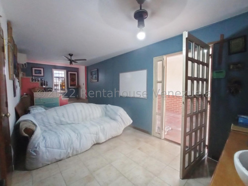 Imagen 13 de 27 de Deysa Vende Casa Palo Negro Urb. El Orticeño 23-14003 Df