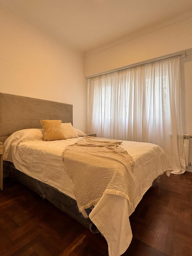 Departamento En Venta, 2 Ambientes A La Calle. Zona Centro