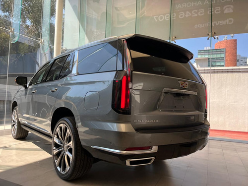 Cadillac Escalade 6.2 SUV Premium Luxury At