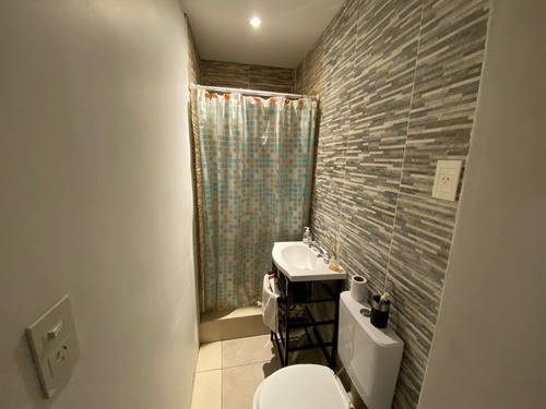 Imagen 4 de 9 de Venta De Casa 3 Amb. En Lote Propio