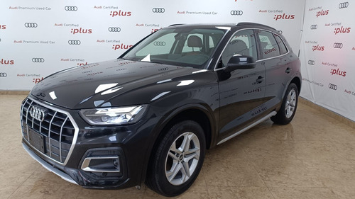 Audi Q5 2.0 L4 Select S-Tronic At