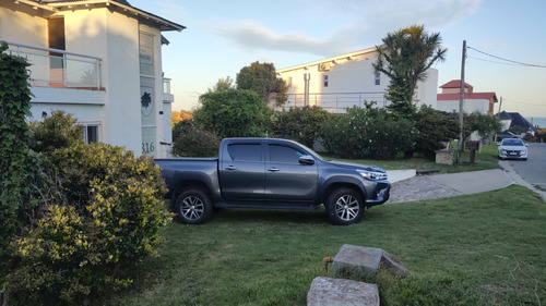 Toyota Hilux 3.0 D/cab 4x2 D Srv