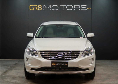 Imagem 2 de 15 de Volvo Xc60 T5 Momentum 2.0 Turbo Awd