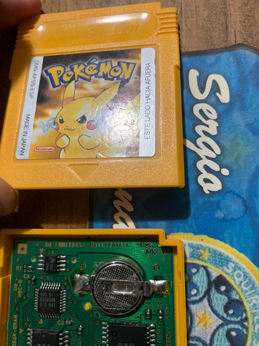 Pokemon Yellow En Español (Usado)