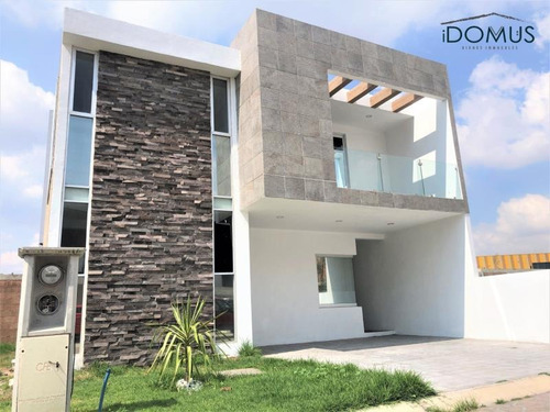 Imagen 1 de 12 de Casa Sola En Venta Residencial Platinum