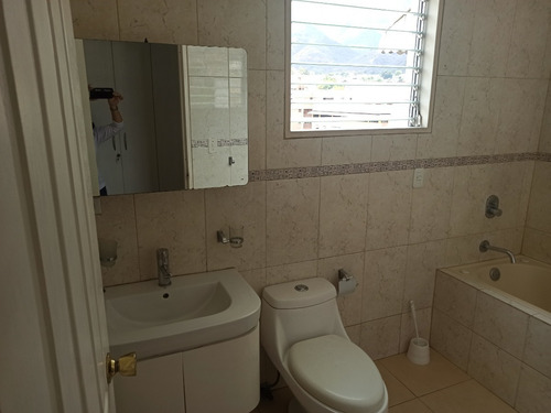 Imagen 23 de 24 de Apartamento Alquiler El Marques Mls # 22-28275