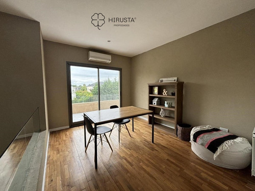 Casa En Venta 4 Dormitorios+playroom+escritorio