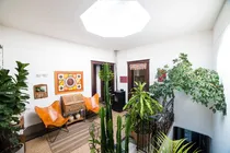 Comprar Dueño Vende Preciosa Casa En Punta Carretas. Ph, Planta Alta Super Luminosa, Con Ambientes Muy Muy Amplios. Excelente Estado De Conservación. Lista Para Entrar A Disfrutarla