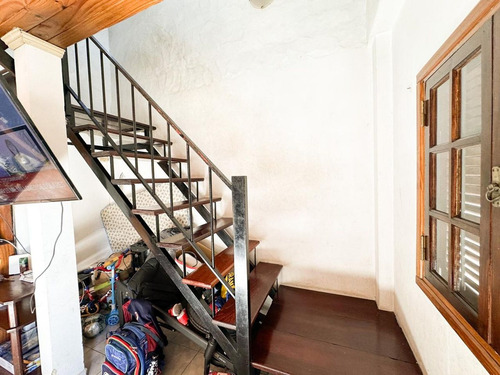 Venta Casa 5 Ambientes + 2 Locales Hurlingham