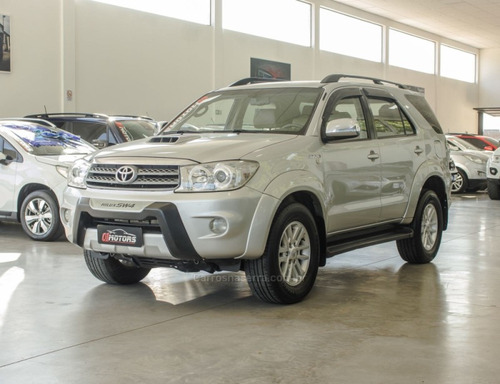 Toyota Hilux SW4 3.0 SRV 4X4 CD 16V TURBO INTERCOOLER DIESEL 4P AUTOMÁTICO