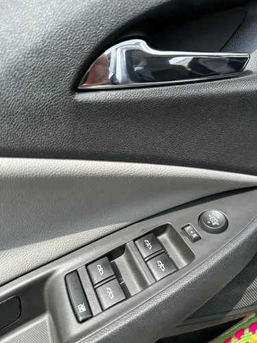 Chevrolet Onix 1.0T Premier Sedan At