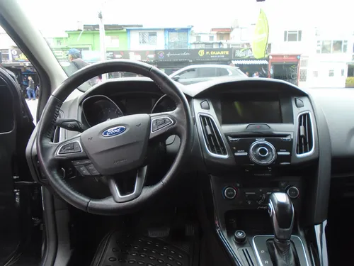 Ford Focus 2.0 Titanium