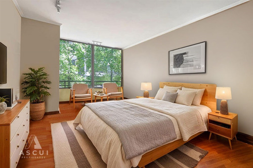 Amplitud, 4 Dorm. + Servicios, Pisos Madera