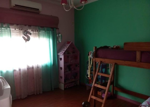Venta O Permuta Casa En Castelar