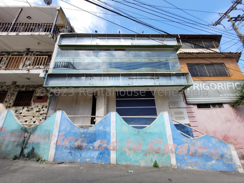 Local Comercial En Venta Ubicado En Maiquetía, Edo La Guaira. Yanira Mls #24-4455