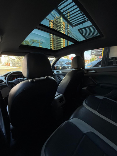 Volkswagen T-Cross 1.4 250 TSI TOTAL FLEX HIGHLINE AUTOMÁTICO