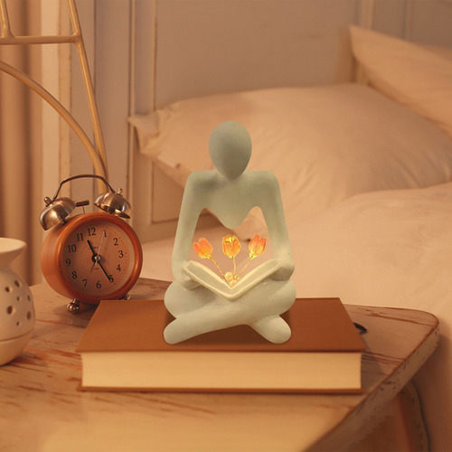 Serie De Escritorios Con Luz Nocturna V Book Sculpture, Esta
