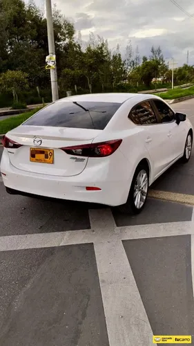 Mazda 3 2.0 Touring