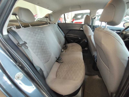 Imagem 13 de 15 de Hyundai Hb20s 1.6a Comf