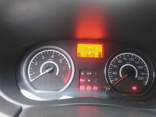 Renault Logan 2012 1.0 16v Expression Hi-flex 4p