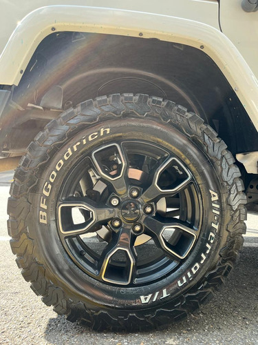 Imagen 10 de 14 de Jeep Wrangler Sahara 2017