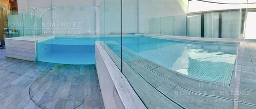 Mouette, Primera Fila, Piso De 570 M2, Piscina Propia!