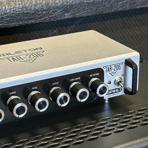 Valeton Tar-20g Cabeçote Amp De Guitarra -maismusika Branco (Usado)