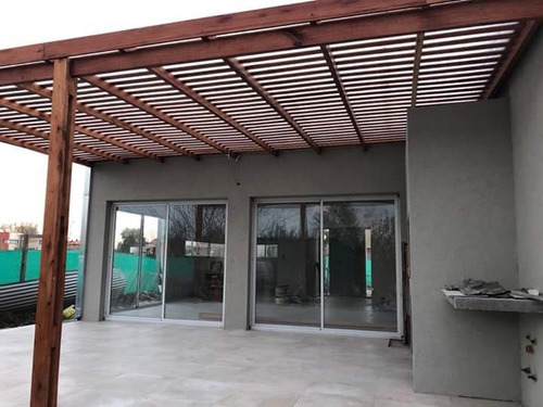 Imagen 3 de 10 de Construcción Casas Llave En Mano/ Pilar Del Este/ Zona Norte