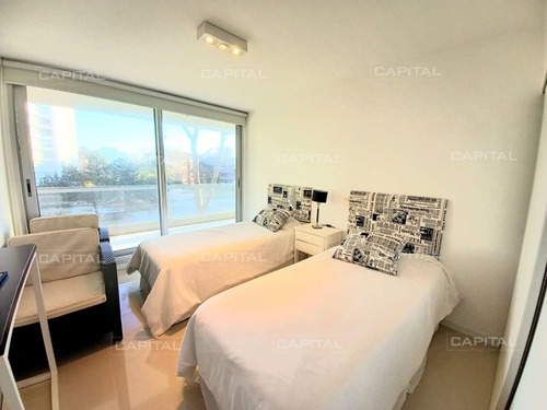 Imagen 21 de 30 de Excelente Apartamento De Tres Dormitorios Con Muy Buenos Servicios - Punta Del Este Roosevelt