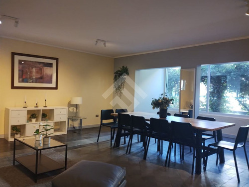 Excelente Depto En Venta De 3 Dorm. En Calle Loreto