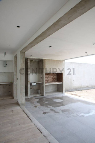 Venta De Casa En El Quimilar, City Bell