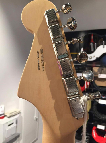 Fender American Performer Jazzmaster