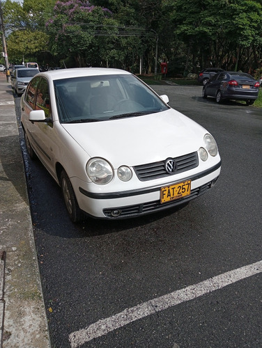 Volkswagen Polo 1.6 Basico