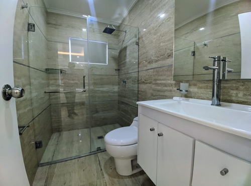Imagen 17 de 26 de Lujoso Y Moderno Town House En Villas De San Diego Country Club Atth-ar Rc