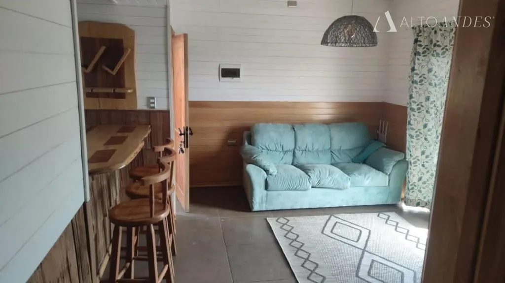 Imagen 1 de 8 de Cabaña Amoblada En Arriendo En Quento, Castro