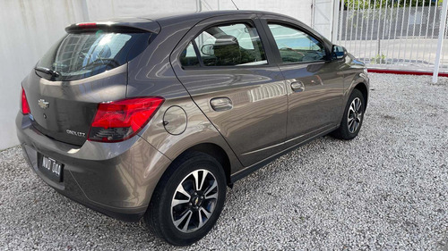 Imagen 3 de 7 de Chevrolet Onix 2014 1.4 Ltz Mt 98cv