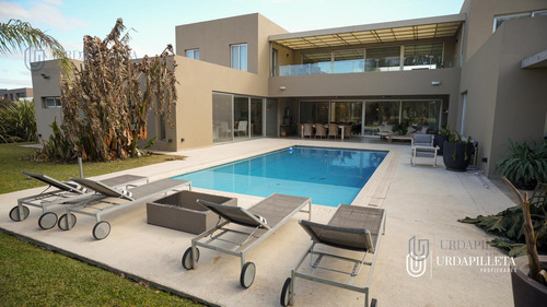 Casa En Venta En Pilara Sobre Lote Interno - La Berlina - Urdapilleta Propiedades