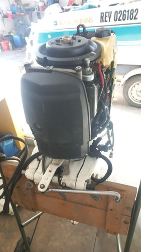 Imagen 2 de 7 de Evinrude Etec 90 Hp