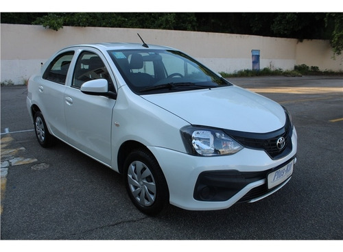 Imagem 2 de 10 de Toyota Etios 1.5 X Sedan 16v Flex 4p Automático