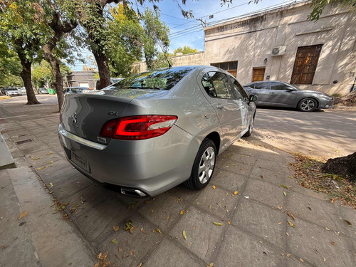 Peugeot 408 1.6 Active 115cv