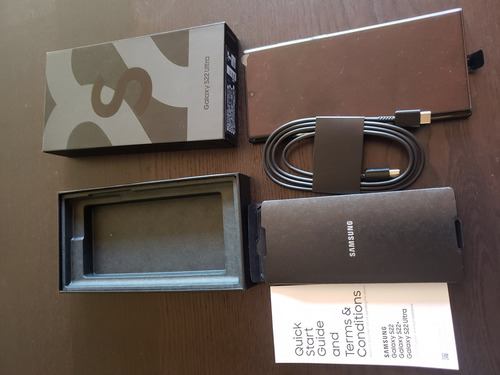 Samsung Galaxy S22 Ultra 12+256gbs Negro (Usado)
