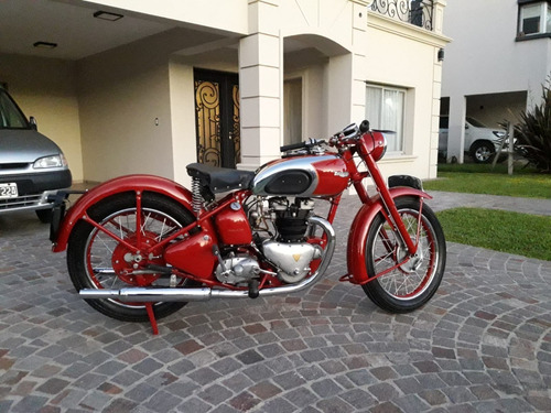 Imagen 6 de 10 de Triumph Speed Twin 500. 1948
