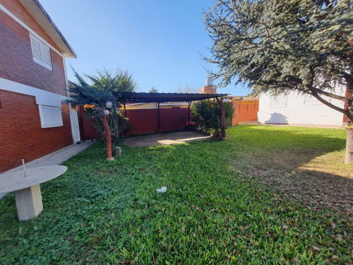 Venta Casa + 3 Dptos. En Villa Cura Brochero A Pocas Cuadras Del Rio-k131cb