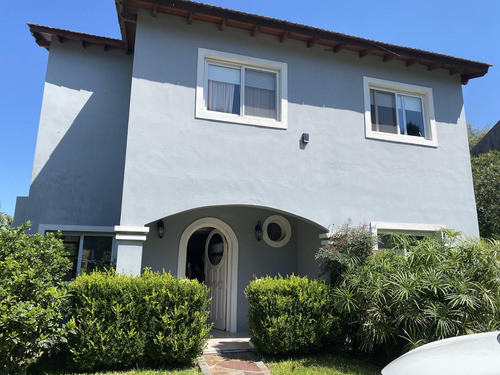 Casa En Venta De 3 Dormitorios En Barrio Cerrado La Casualidad.apto Credito