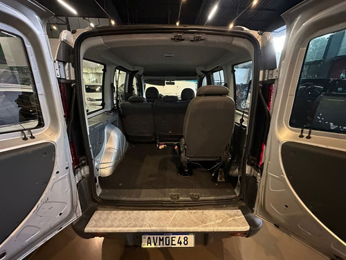 Fiat Doblo Adventure 1.8 8V (Flex)