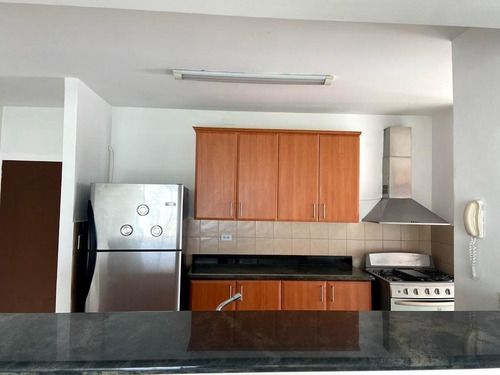 Imagen 6 de 14 de Venta De Apartamento De 118 M2 En Ph Imperial Towers 21-4772