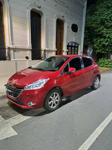 Peugeot 208 1.5 Allure Touchscreen