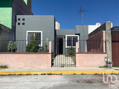 Venta Casa 2 Ambientes Privadas Santa Matílde